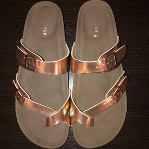 Madden Girl Rose Gold Footbed Sandals Size 9